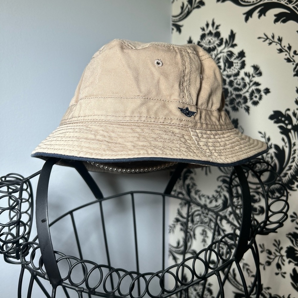 Dockers bucket hat